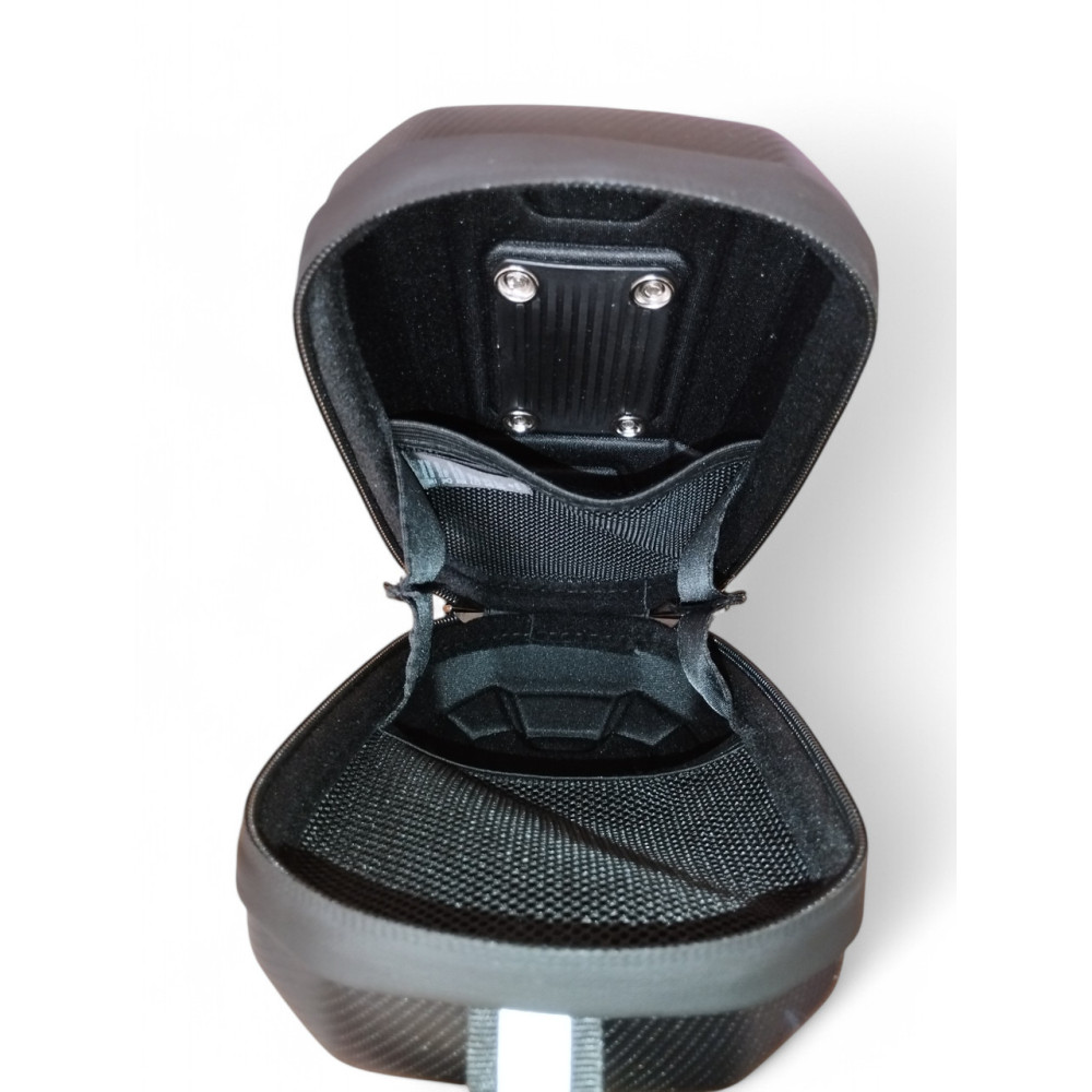 Подседельная сумка кофр Wild Man GD700 быстросъёмная